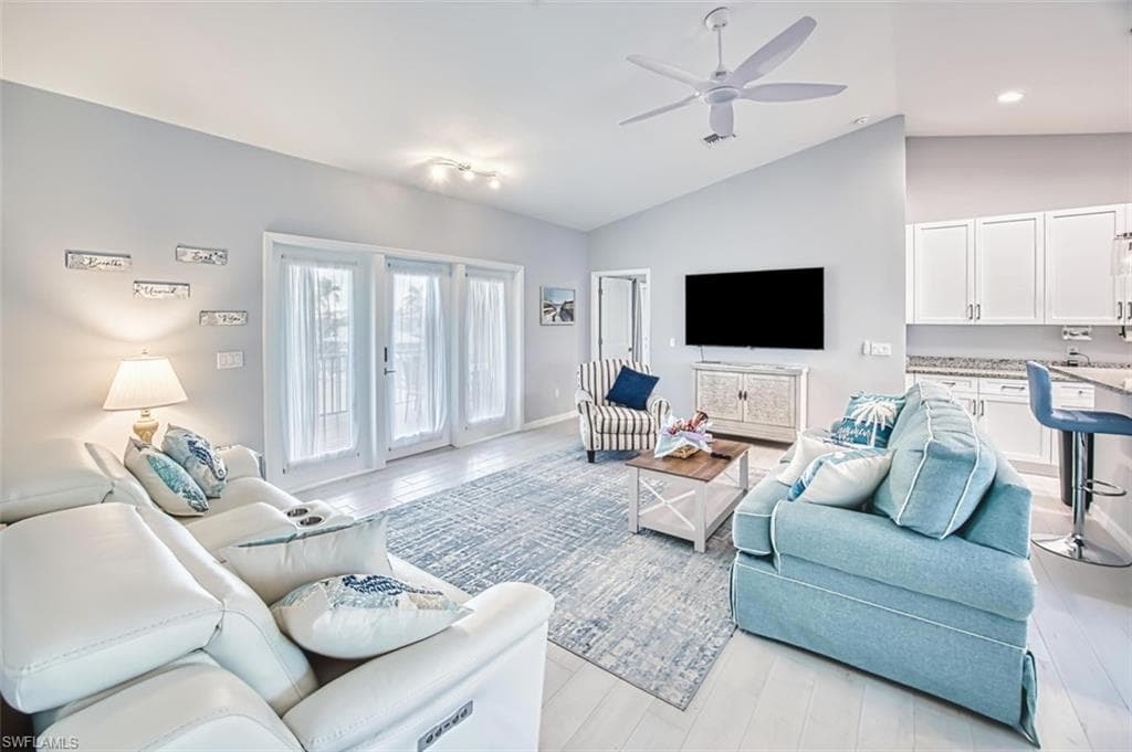 431 Lazy WAY, FORT MYERS BEACH FL 33931-14