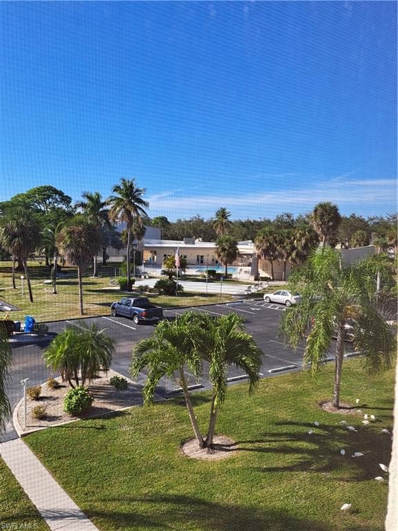 2111 Barkeley LN # 18, FORT MYERS FL 33907-15