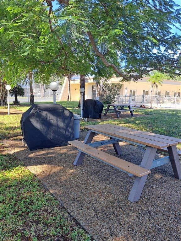 2111 Barkeley LN # 18, FORT MYERS FL 33907-19