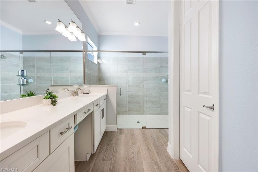 14243 Blue Bay CIR, ESTERO FL 33928-17