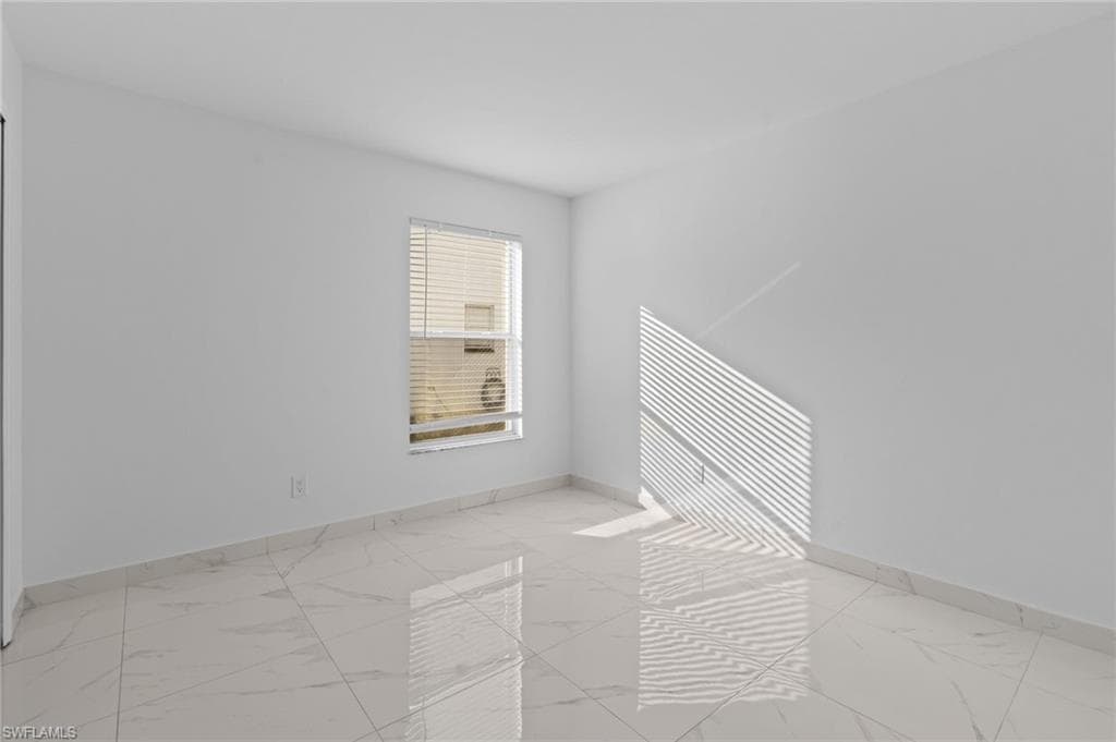 7780 Scarlet CT, NAPLES FL 34104-21