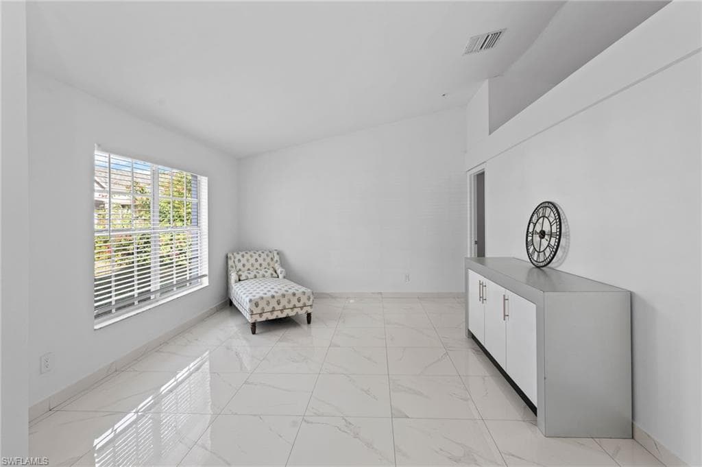 7780 Scarlet CT, NAPLES FL 34104-6