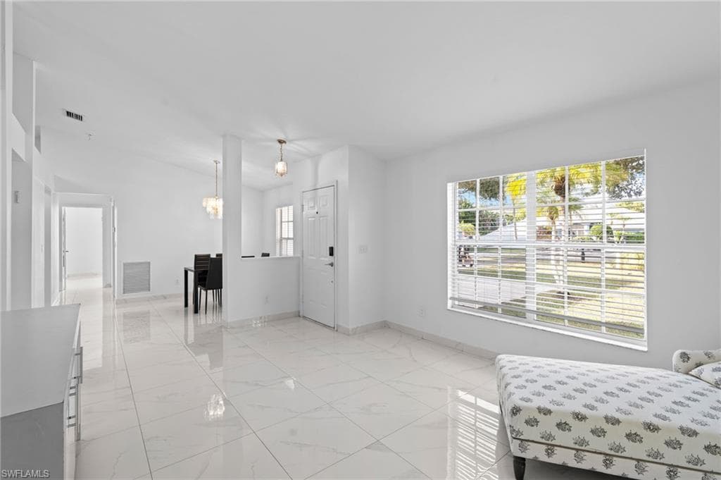 7780 Scarlet CT, NAPLES FL 34104-4