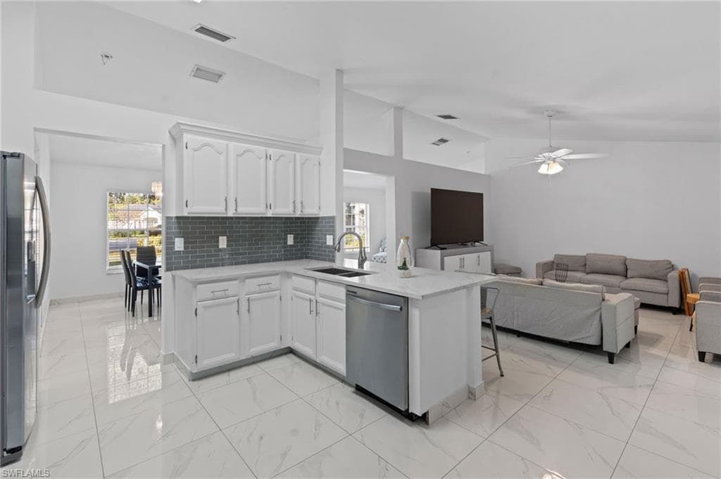 7780 Scarlet CT, NAPLES FL 34104-8