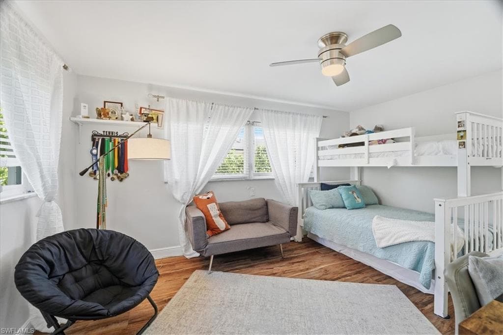 1023 El Valle AVE, FORT MYERS FL 33919-28