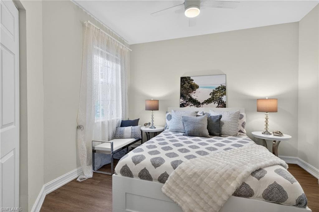 2001 Tarpon Bay DR N # 102, NAPLES FL 34119-26