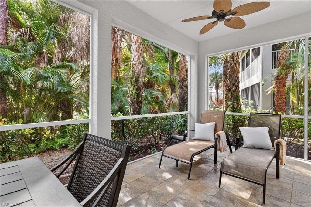 2001 Tarpon Bay DR N # 102, NAPLES FL 34119-33