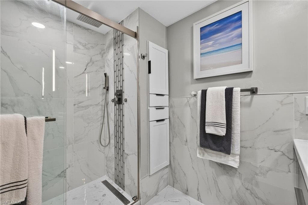 2001 Tarpon Bay DR N # 102, NAPLES FL 34119-28