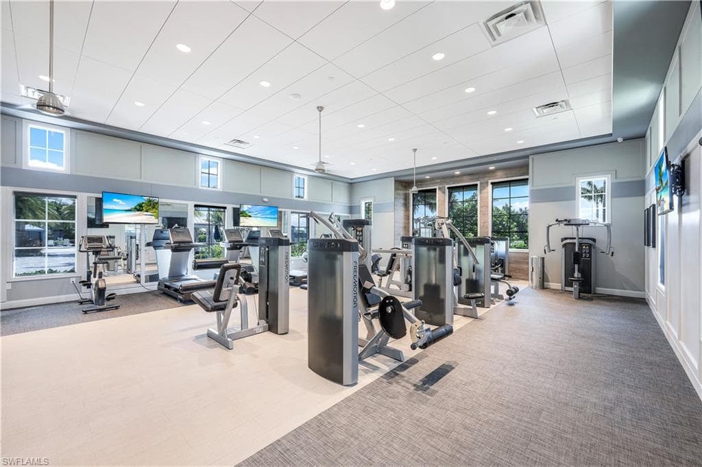 8786 Saint Lucia DR, NAPLES FL 34114-32