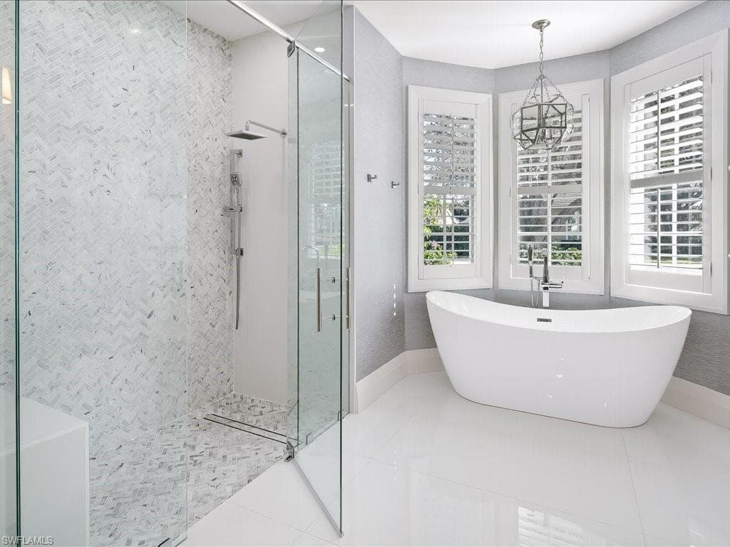 6665 Mill Run CIR, NAPLES FL 34109-19