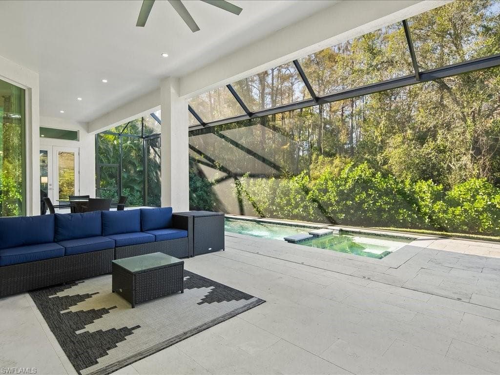 6665 Mill Run CIR, NAPLES FL 34109-29