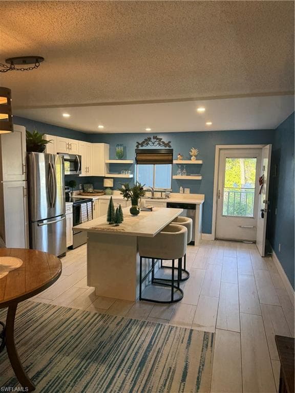 5635 Rattlesnake Hamm RD # 204, NAPLES FL 34113-9