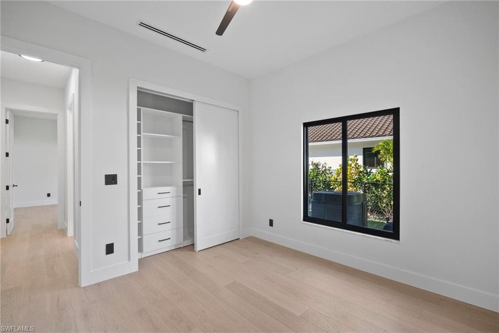 1677 Northgate DR, NAPLES FL 34105-20