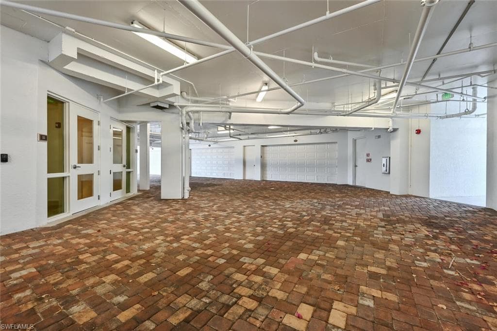 1530 5th AVE S # C311, NAPLES FL 34102-36