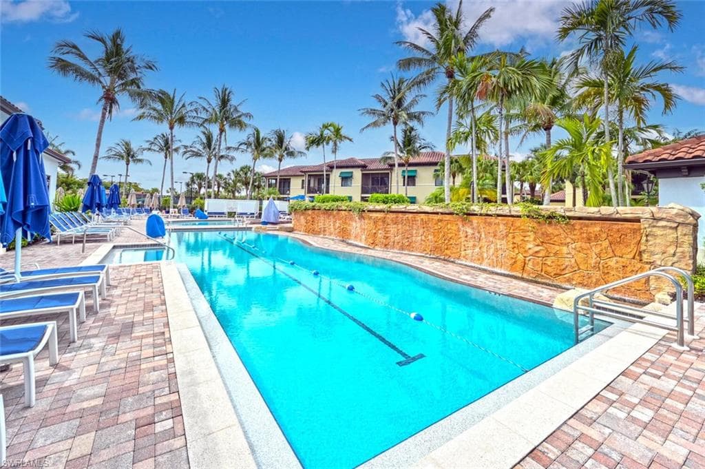 1530 5th AVE S # C311, NAPLES FL 34102-39