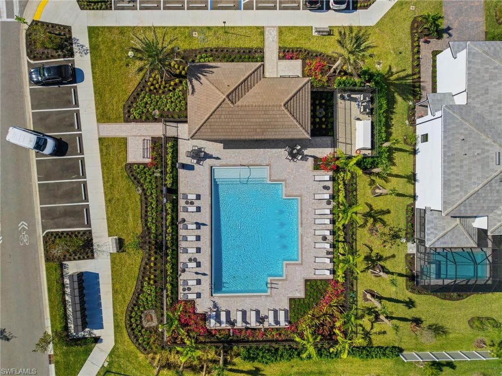 25031 Surf Haven LN, BONITA SPRINGS FL 34135-39