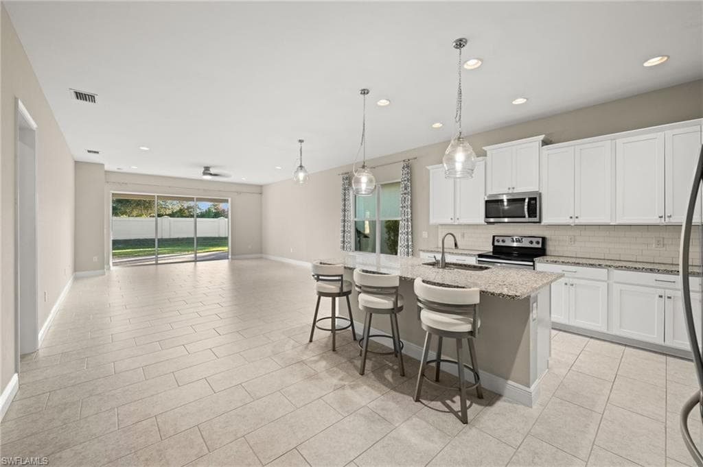 3292 Pilot CIR, NAPLES FL 34120-5