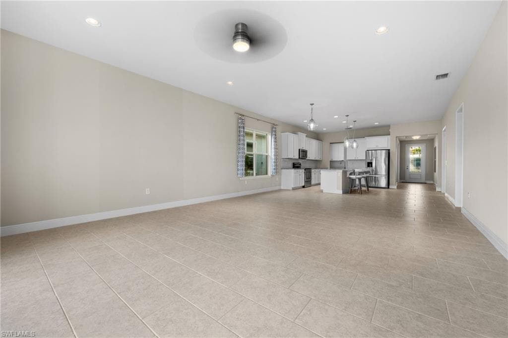 3292 Pilot CIR, NAPLES FL 34120-16