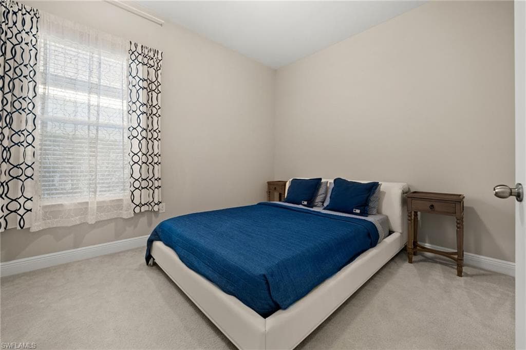 3292 Pilot CIR, NAPLES FL 34120-21