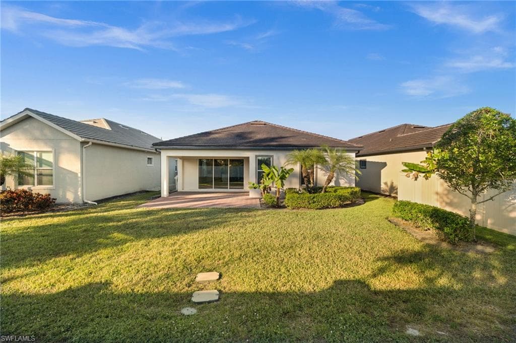 3292 Pilot CIR, NAPLES FL 34120-2