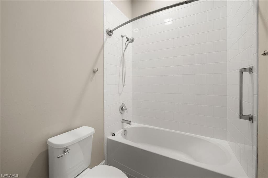 3292 Pilot CIR, NAPLES FL 34120-29