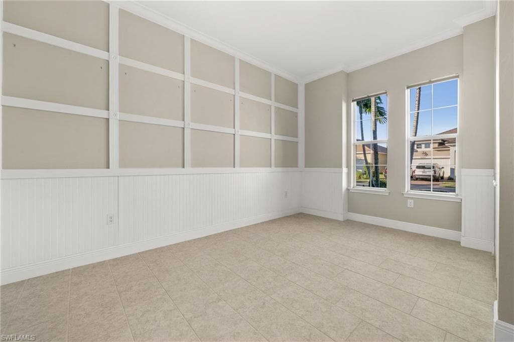 3292 Pilot CIR, NAPLES FL 34120-17