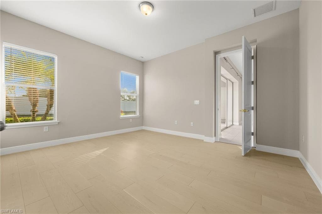 3292 Pilot CIR, NAPLES FL 34120-18