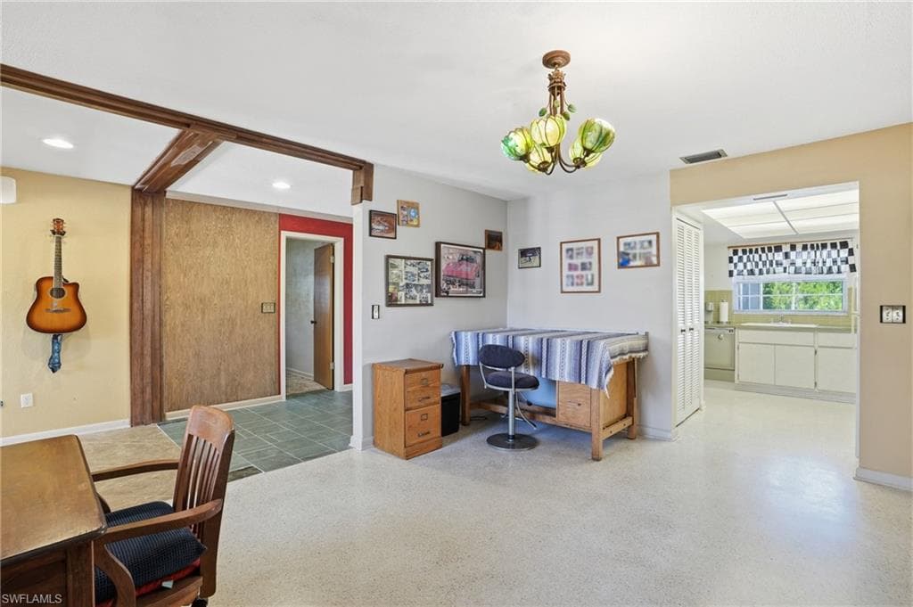 5541 Winkler RD, FORT MYERS FL 33919-11