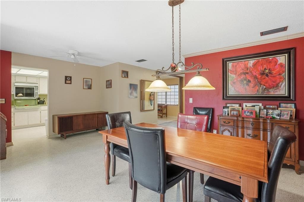 5541 Winkler RD, FORT MYERS FL 33919-8