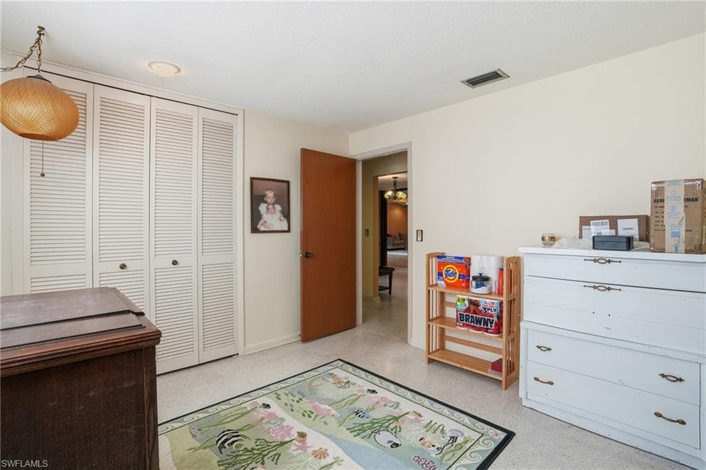 5541 Winkler RD, FORT MYERS FL 33919-13