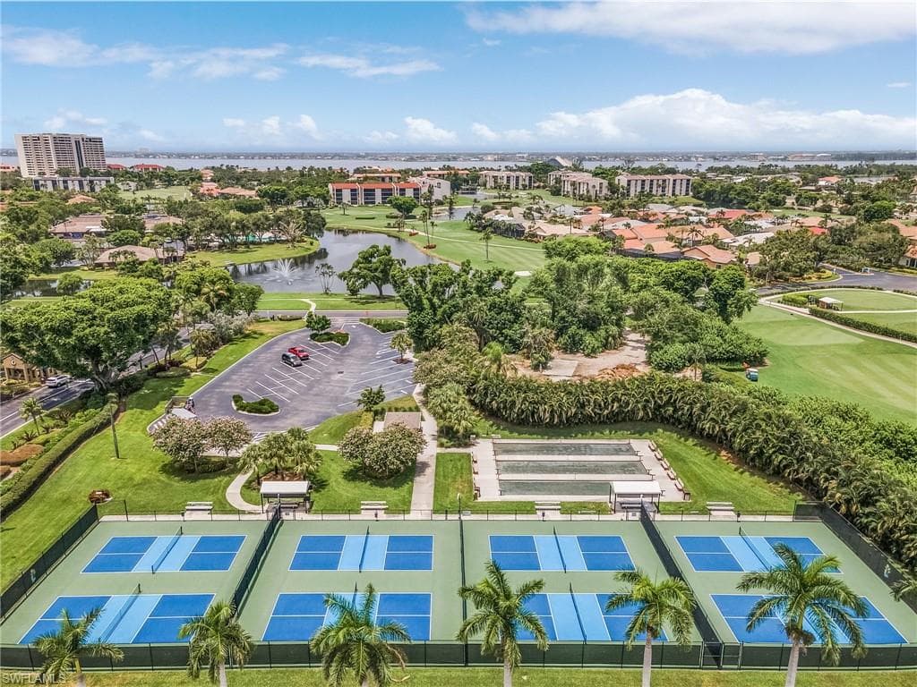 5260 S Landings DR 502-26
