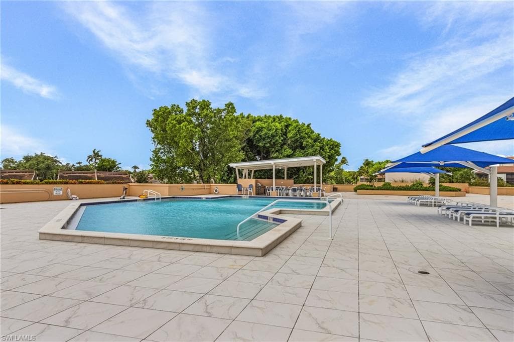 5260 S Landings DR 502-23