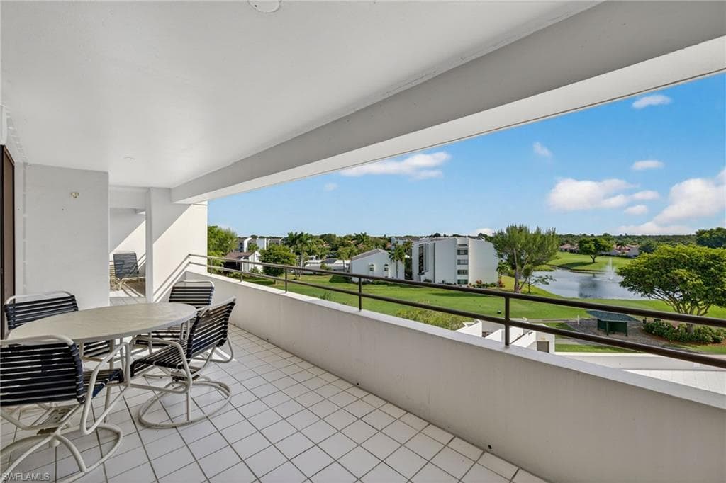 5260 S Landings DR 502-18