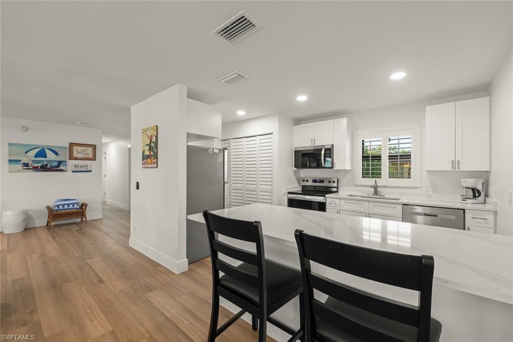 5117 Sea Bell RD # D204, SANIBEL FL 33957-13