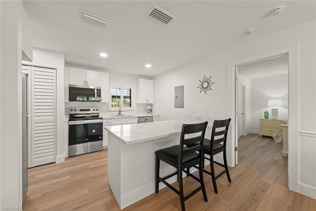 5117 Sea Bell RD # D204, SANIBEL FL 33957-14