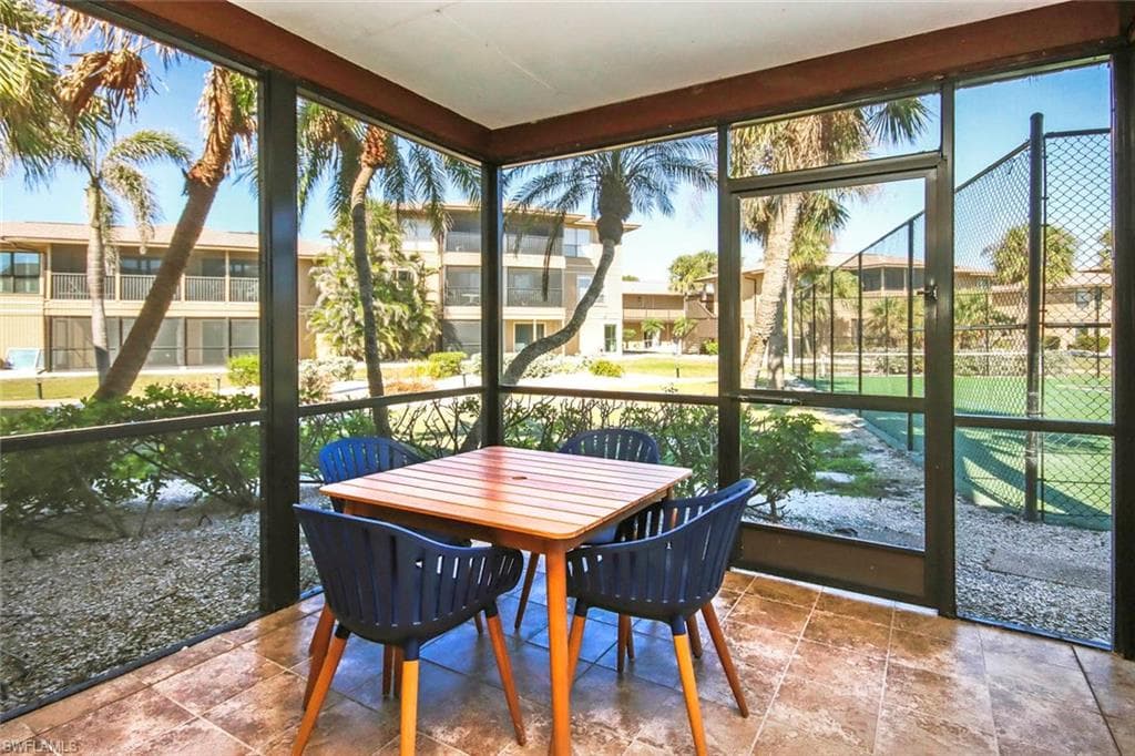 5117 Sea Bell RD # E103, SANIBEL FL 33957-1