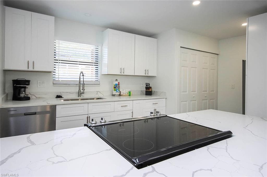 5117 Sea Bell RD # E103, SANIBEL FL 33957-8
