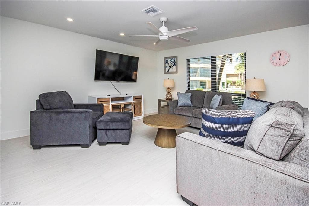 5117 Sea Bell RD # E103, SANIBEL FL 33957-3