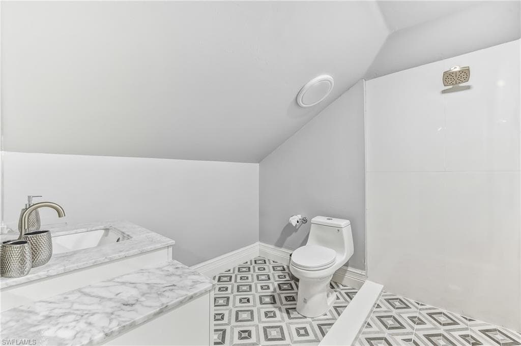 5764 Staysail CT, CAPE CORAL FL 33914-26