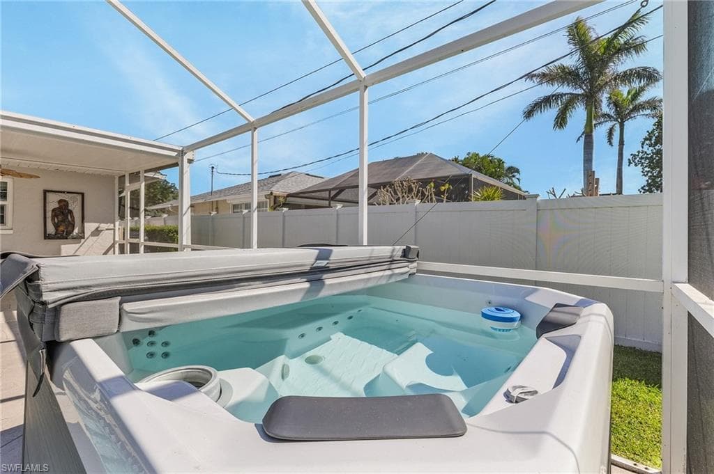 116 1st ST, BONITA SPRINGS FL 34134-21