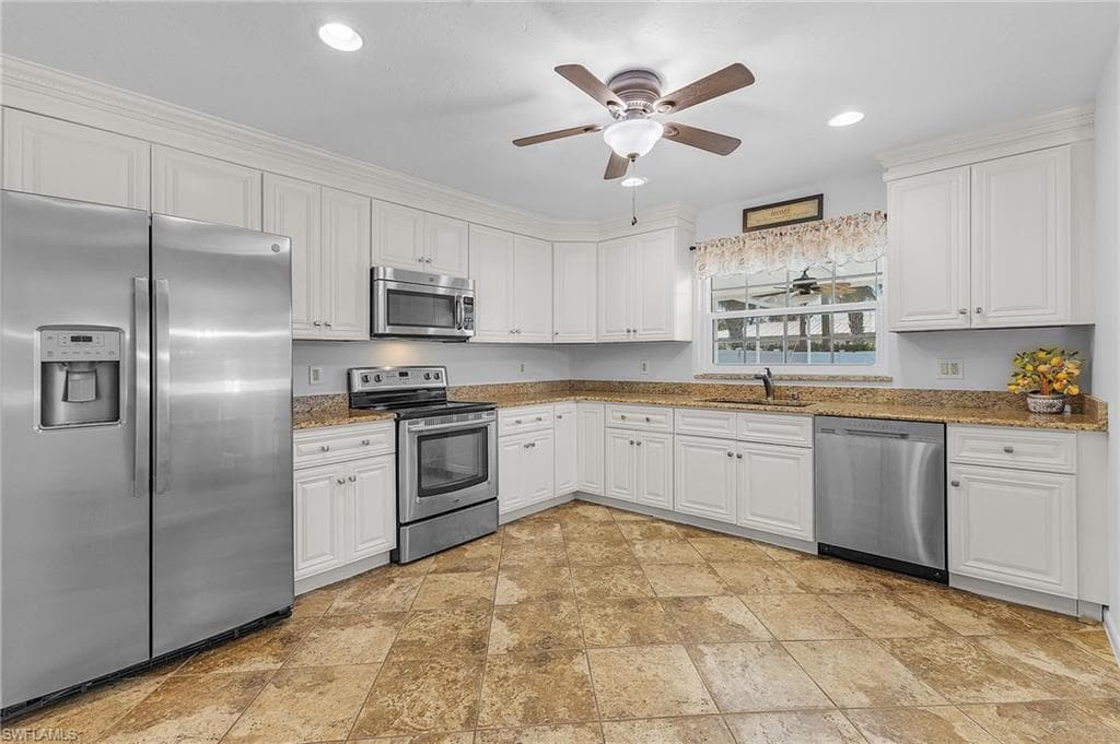 116 1st ST, BONITA SPRINGS FL 34134-9