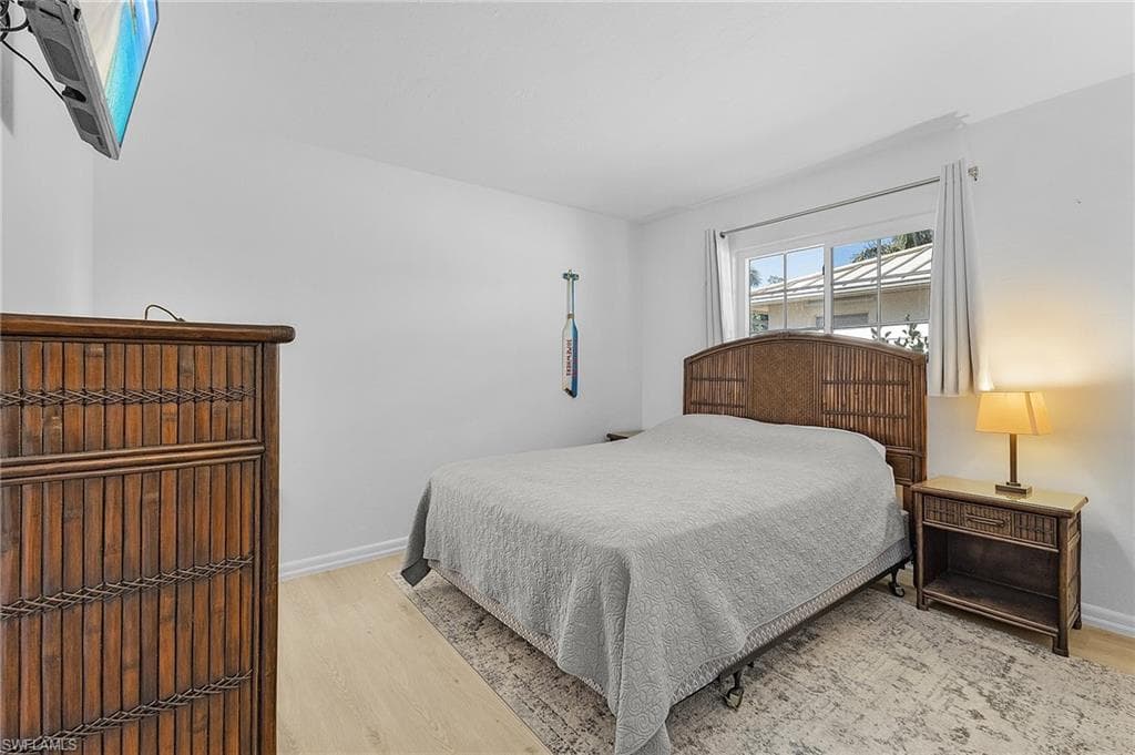 116 1st ST, BONITA SPRINGS FL 34134-18