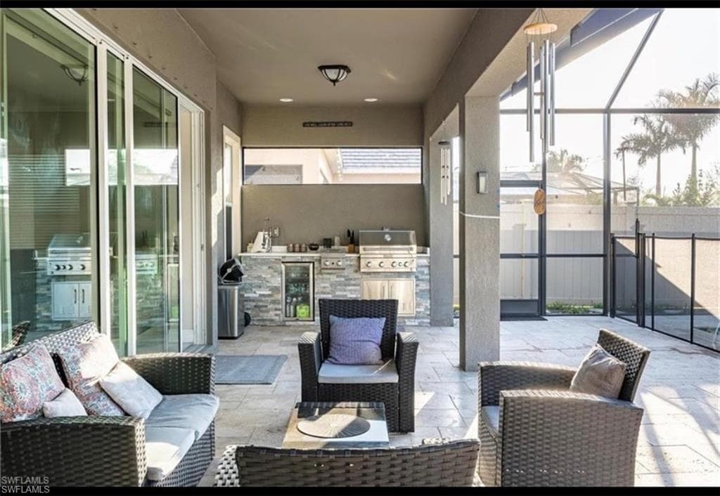 3320 Pilot CIR, NAPLES FL 34120-26