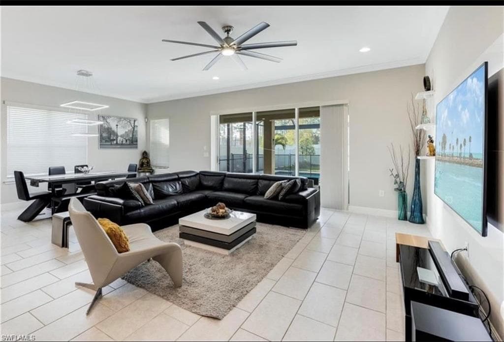 3320 Pilot CIR, NAPLES FL 34120-8