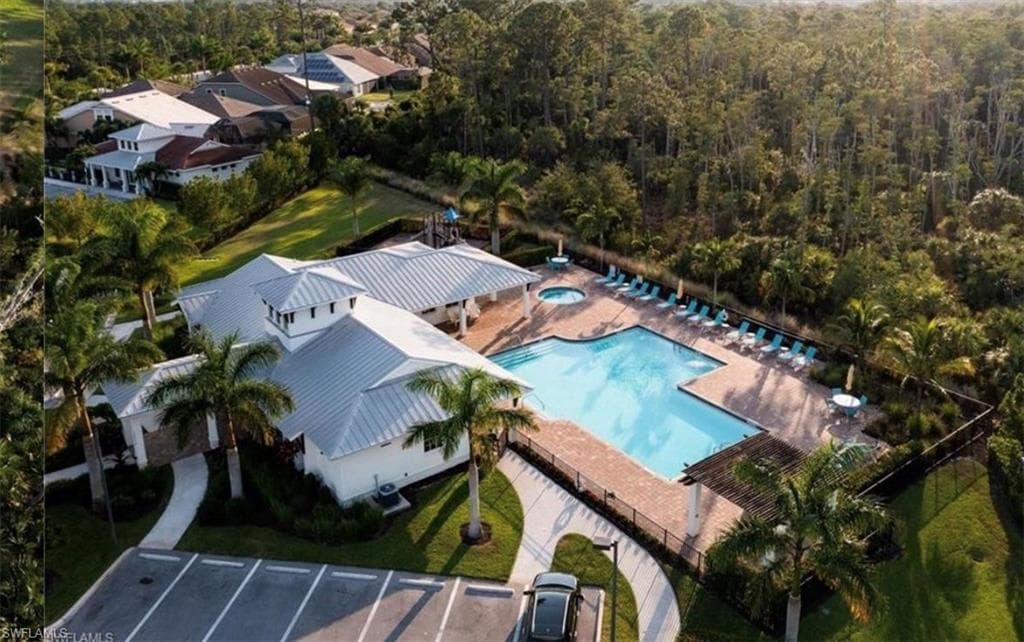 3320 Pilot CIR, NAPLES FL 34120-36