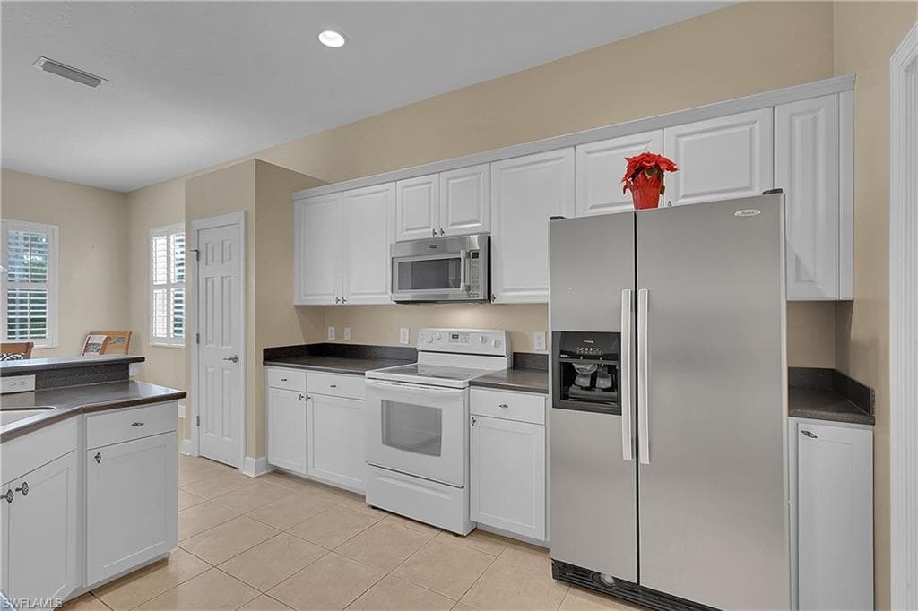 5569 WHISPERING WILLOW WAY, FORT MYERS FL 33908-5