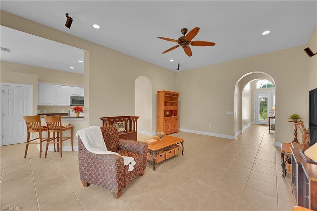 5569 WHISPERING WILLOW WAY, FORT MYERS FL 33908-12