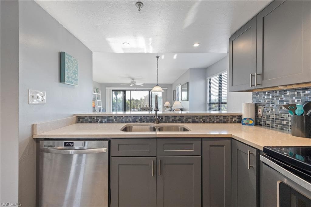 16750 Bocilla Palms DR # 70, BOKEELIA FL 33922-13