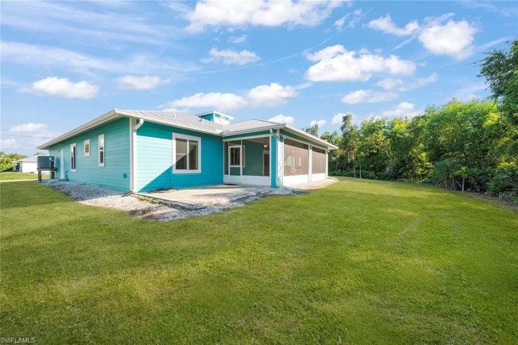 11931 Oakland DR, BOKEELIA FL 33922-35