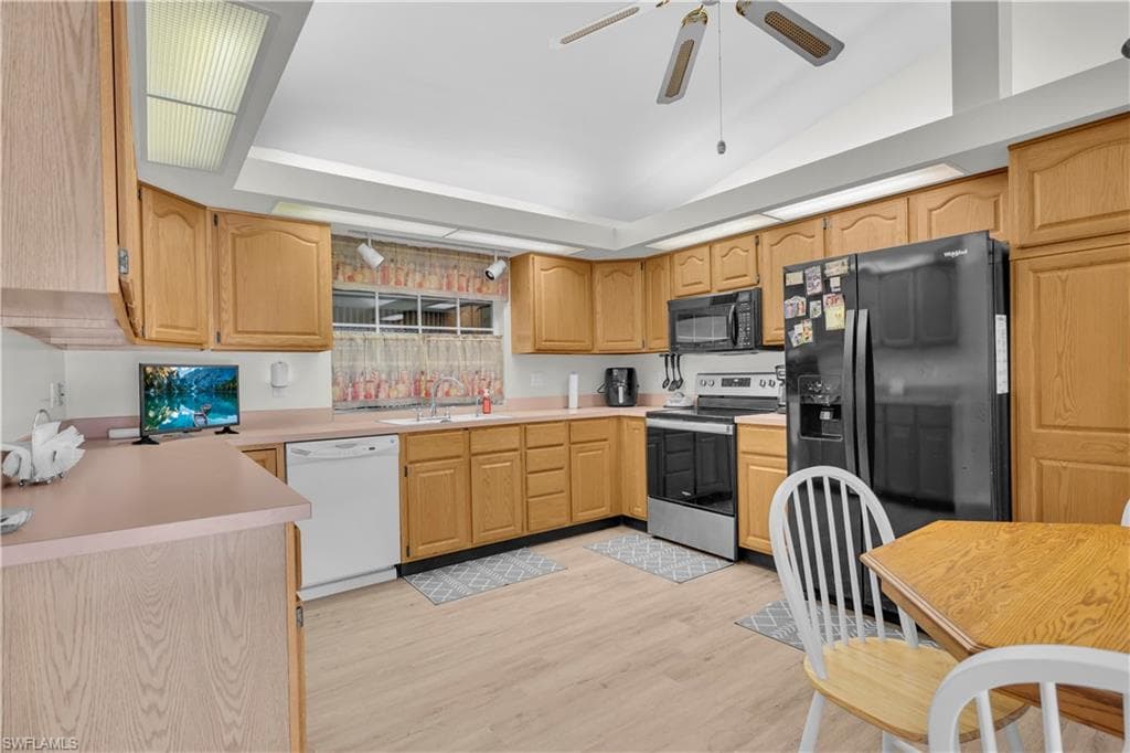 1251 Broadwater DR, FORT MYERS FL 33919-13